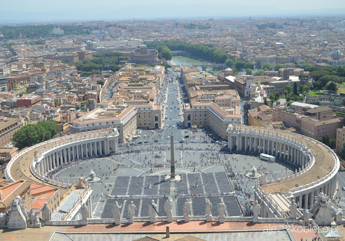Rzym - widok na Plac Św. Piotra z kopuły Bazyliki