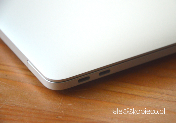 MacBook Pro 13 cali - USB-C Thunderbolt