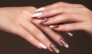 Piękne paznokcie ombre krok po kroku